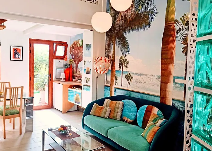 Parrot Cage - The Gay Villa